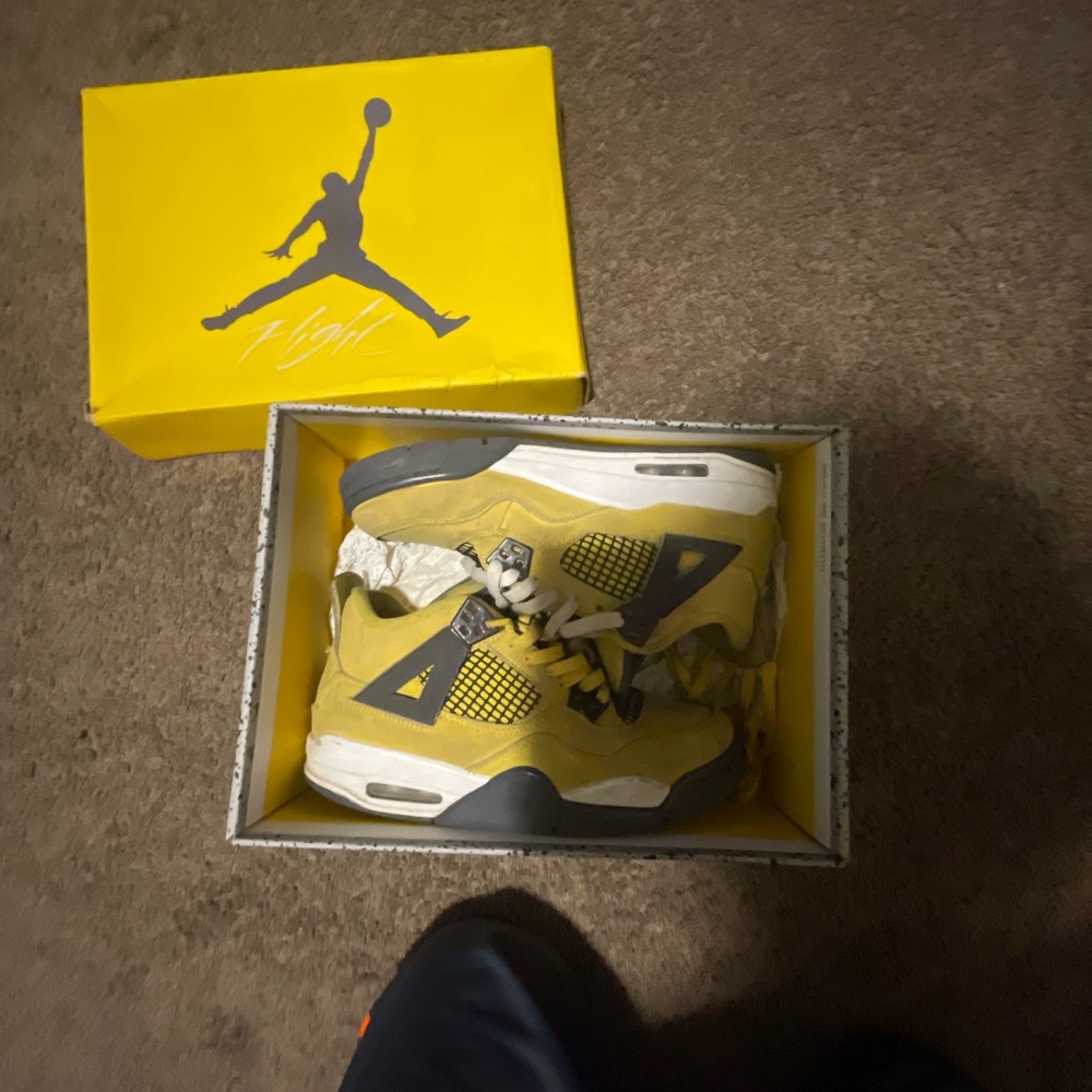 Jordan 3s and Jordan 4s